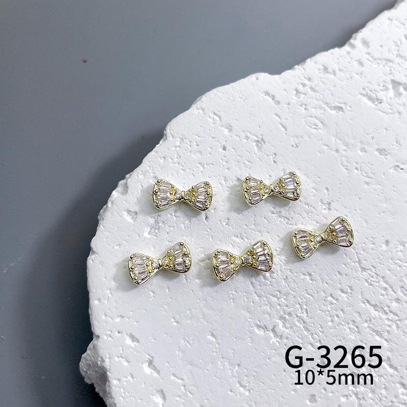 Lux Zircon Bowknot Nail Art Jewelry - Sparkling French Niche Design