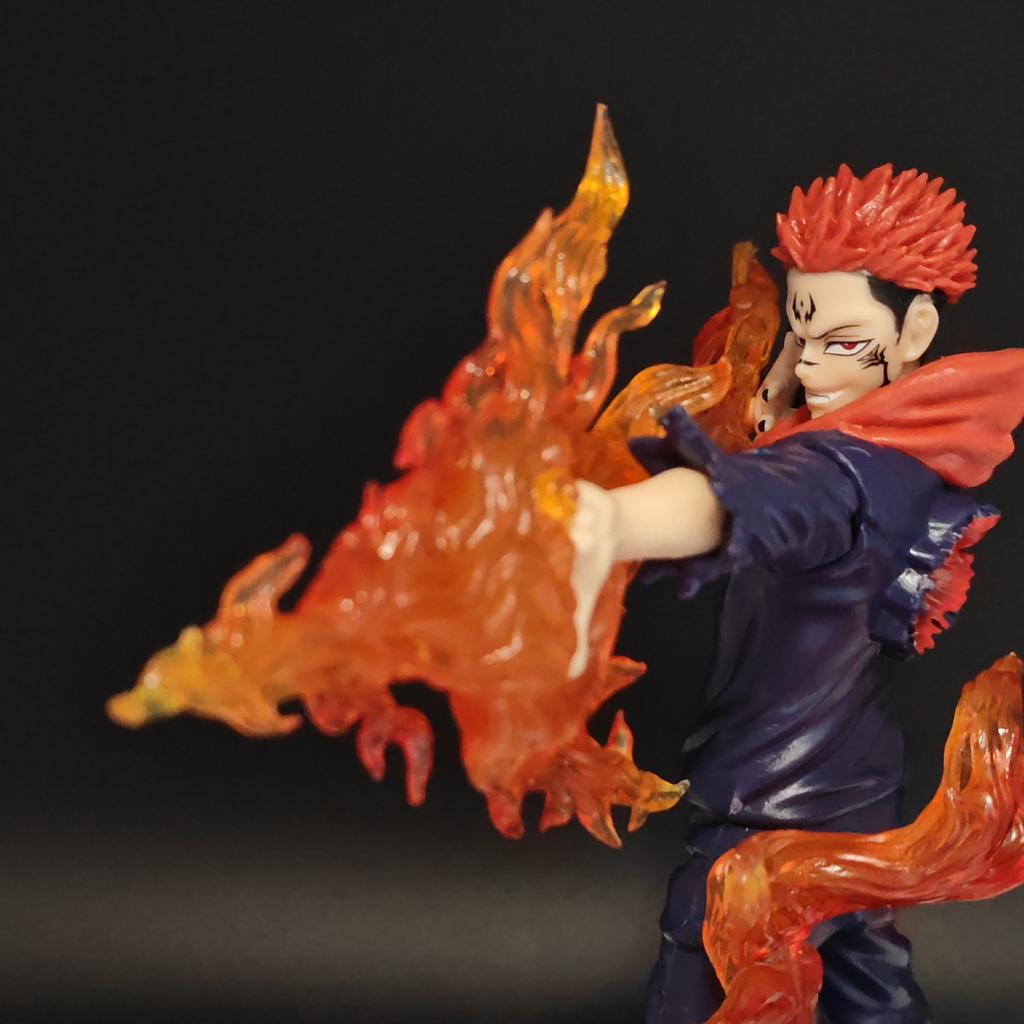 Jujutsu Kaisen Ryomen Sukuna Itadori Yuji Flame Effect Anime Collectible Figure Model Statue Desktop Decoration Collectable Toys