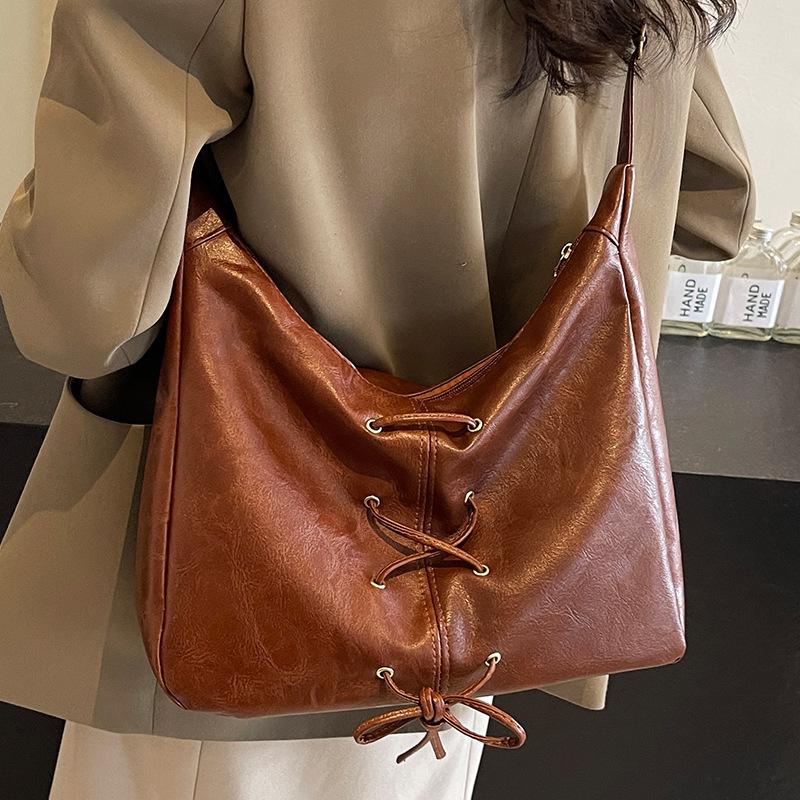 High-end Niche Design Bag Autumn and Winter New Crossbody Bag for Women Large Capacity Fashionable One-shoulder Tote Bag for Women