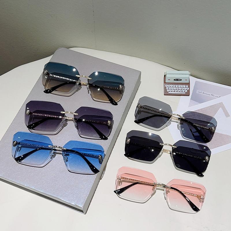Rimless Square Sunglasses  New in Fashion Gradient Casual Sun Glasses Women Trendy Luxury Brand Design Decor Shades