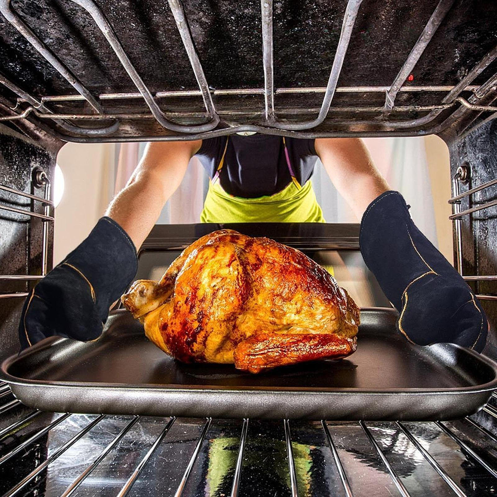 

BBQ Gloves Arm Protection Heat Resistant Long Sleeve for Baking Cooking Picnic 14inch