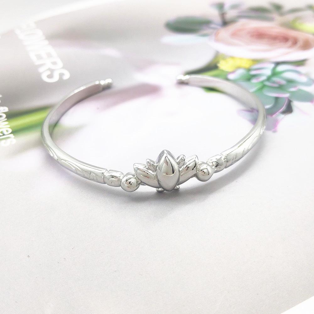 Frieren: Beyond Journey's End Bracelet - Anime Ring & Lotus Mirror Jewelry Set