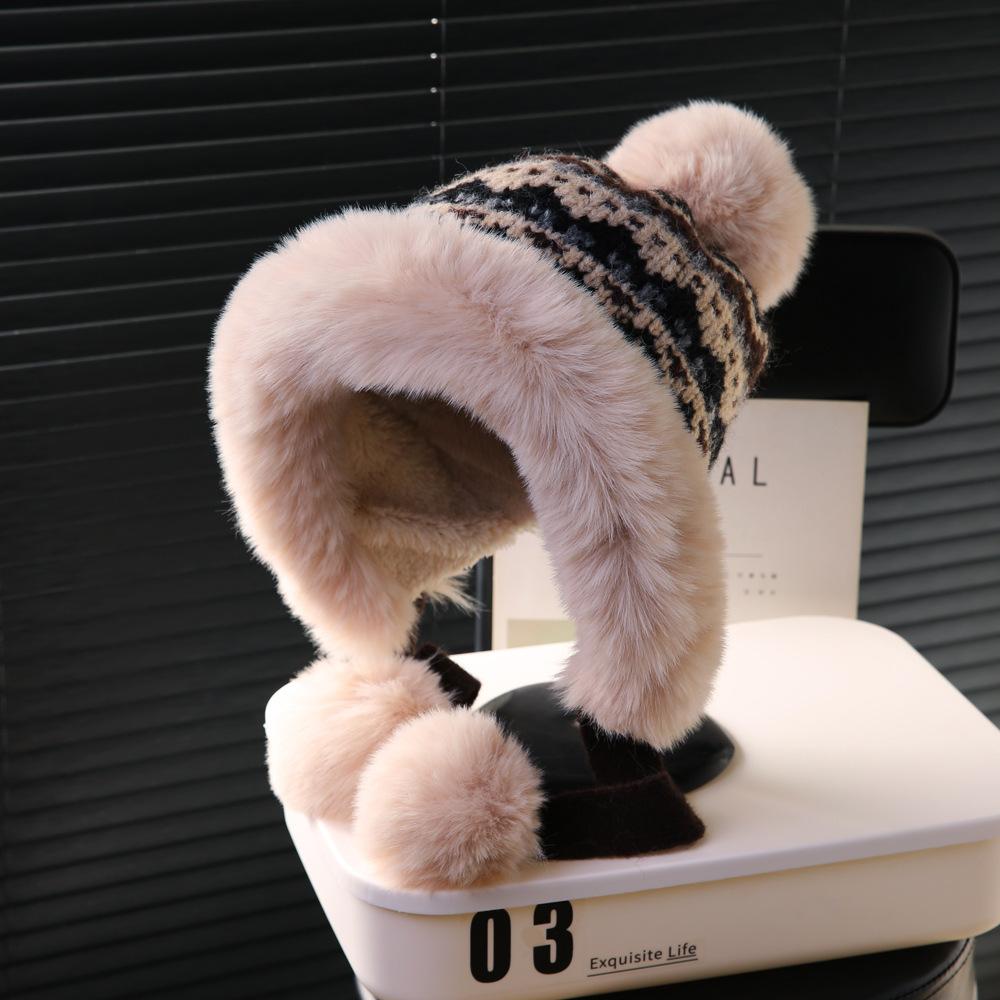 Fair Island contrasting color knitted wool hat women's season versatile big head circumference showing face small ear protection warm pullover hat