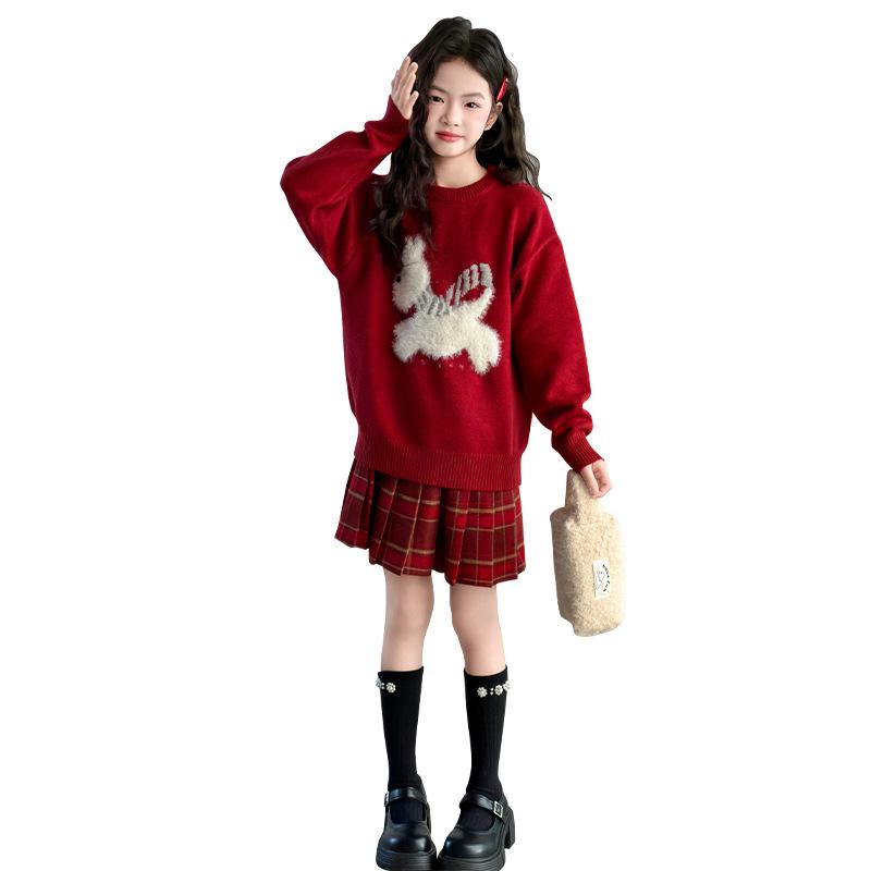 Girls' Red New Year Sweater - Thick Warm Knitwear for Big Kids, Autumn/Winter 2026 Style