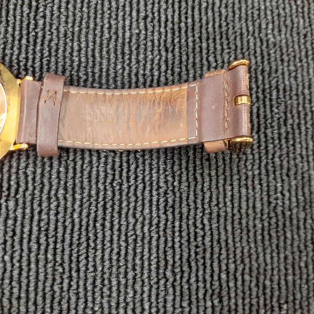 Used DANIEL WELLINGTON B40R1 Quartz Watch