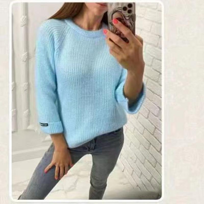 Large size knitted sweater for women's loose crew neck autumn and winter sweater for women