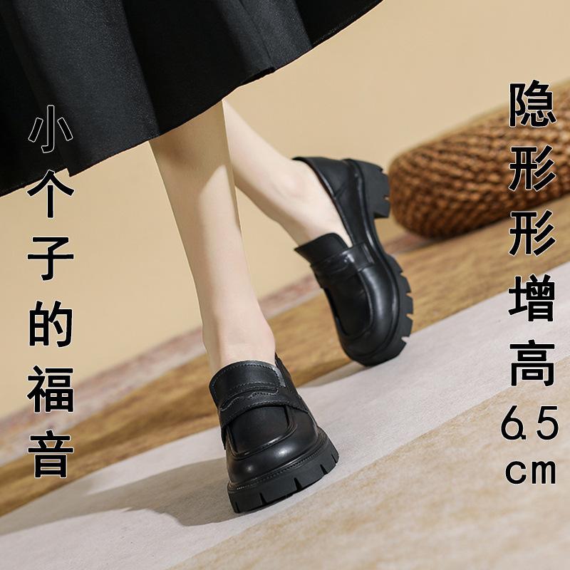 

Маленькие кожаные туфли, новая толстая подошва с внутренней высотой 6 см, женские одинарные туфли черного цвета, маленький размер 32334. 32