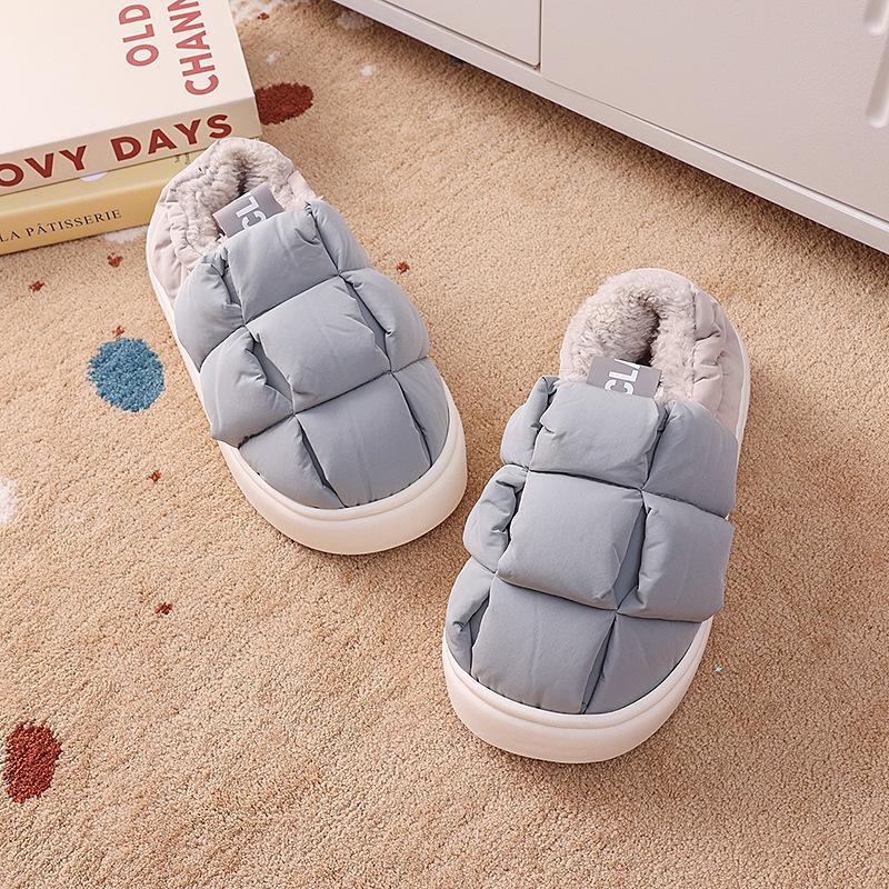 

Женские водонепроницаемые зимние пуховые хлопковые туфли на каблуке и мужские нескользящие теплые тапочки на толстой подошве Size 38-39 серый