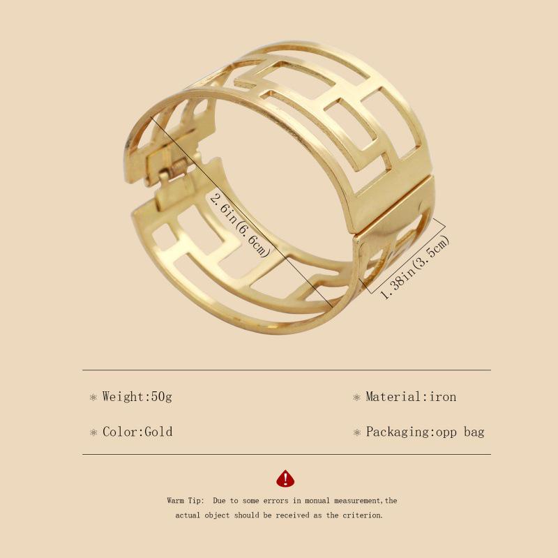 Women's European & American Fashion Metal Hollow-Out Exaggerated Elastic Bracelet Armlet