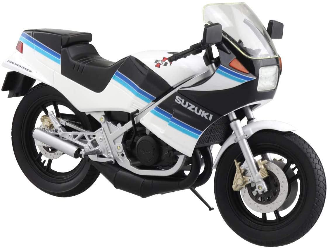 

Skynet Completed Bike Suzuki Blue x White 1/12 RG250