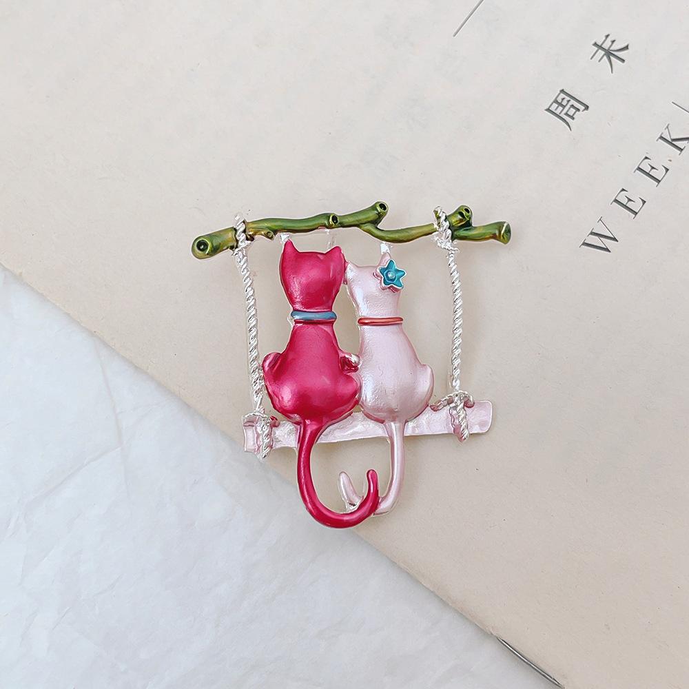 Rhinestone Love Kitten Brooches for Women Unisex Enamel Animal Pin Cat Lapel Pins Office Party Friend Gifts Jewelry Accessories