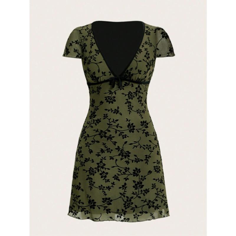 Damen Sommer Sexy Blumen bestickt V-Ausschnitt Farbe Kontrast Rand A-Linie Kleid