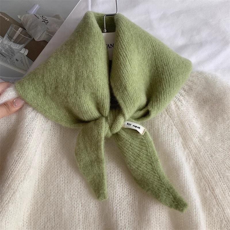 Solid Color Triangular Scarf Women Korean British Niche Small Shawl Triangle Scarf Warm Knitted Headscarf Gift Warm Neck