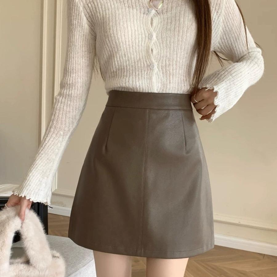 

2024 High Waist Matte Suede A-Line Mini Skirt for Women - Slimming and Anti-Exposure Design, Perfect for Spring and Autumn Large зелёный