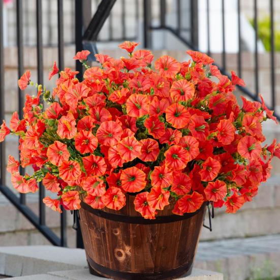 Künstliche Prunkwinde mit Eukalyptusblättern UV-beständig Realistische gefälschte Seidenblume Hochzeitsfeier Innen Außen Faux Blüte Dekoration