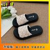 2025 new flat-bottomed thick-soled slippers for women's summer wear, fashionable and versatile, stepping on shit, soft-soled sandals for women, on