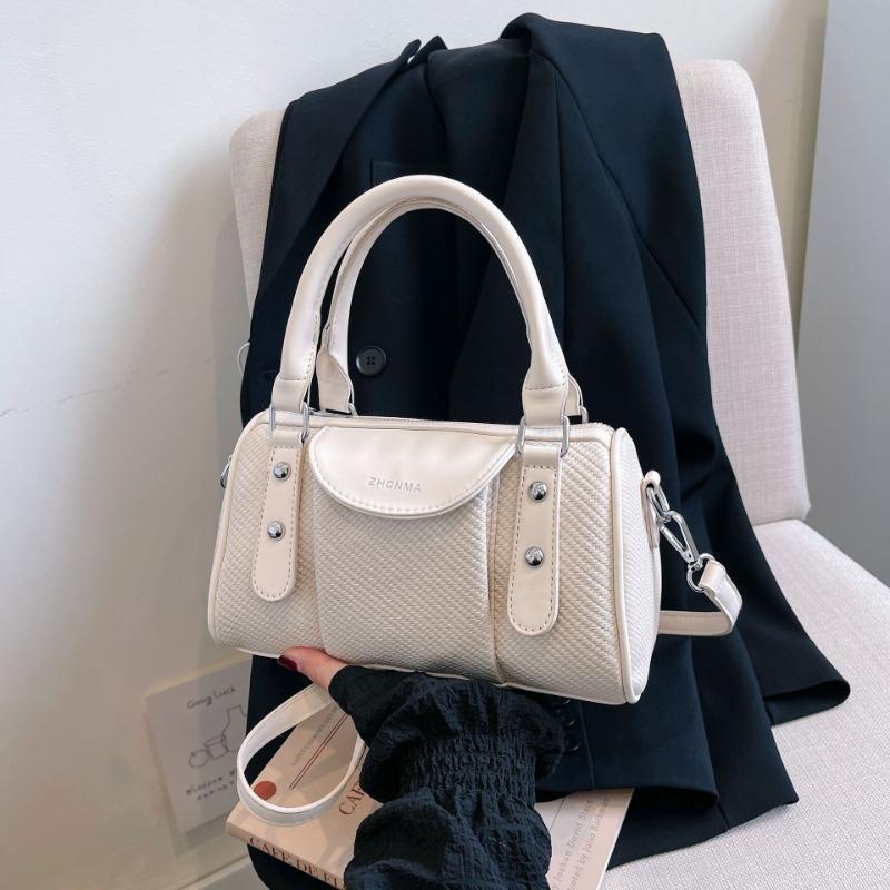 

Color matching niche design alphabet shoulder messenger bag fashion pillow bag high sense women s versatile handbag білий