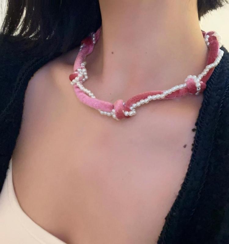 Adjustable Choker Necklace Soft and Comfortable Necklace Woven Necklace Beads Necklace Perfect for Fashionable Women