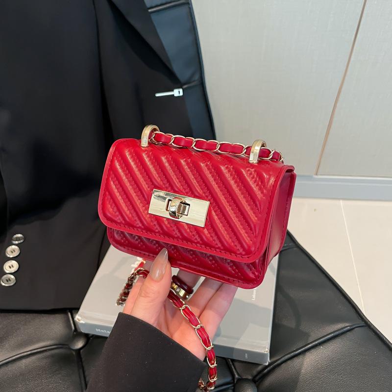 Rhombus Chain Bag Women's Spring and Summer 2025 New Fashion High-value Ins Messenger Bag Versatile Mini Square Bag