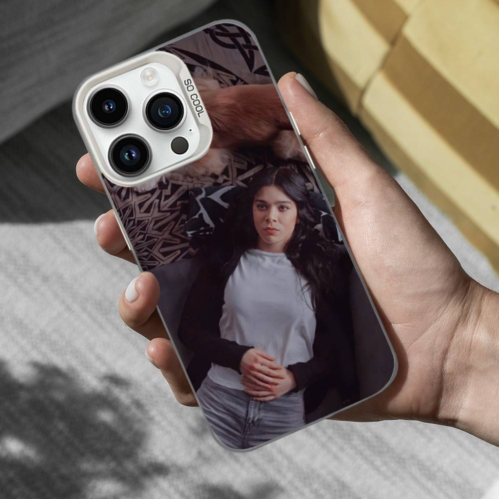 H-Hailee S-Steinfeld Actres Phone Case For iPhone 16,15,14,13,12,11,Mini,XS,Pro,SE,MAX White Matte Shockproof Cover