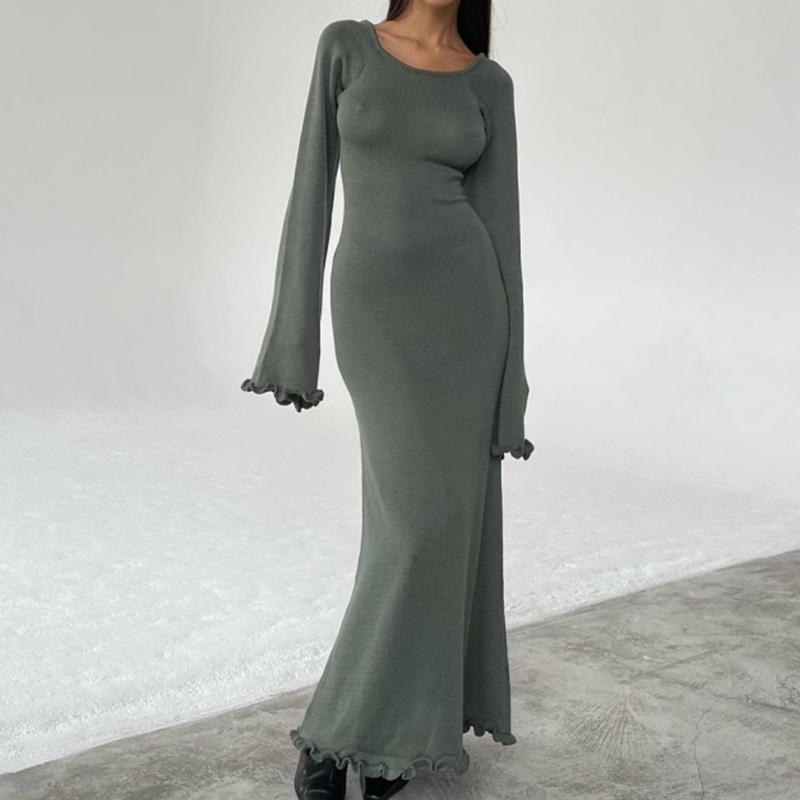 Schickes, elegantes, figurbetontes Strickkleid für Damen mit langen Ärmeln, rückenfrei, Rundhalsausschnitt, einfarbig, Rüschenbesatz, langes Kleid, Strandmode