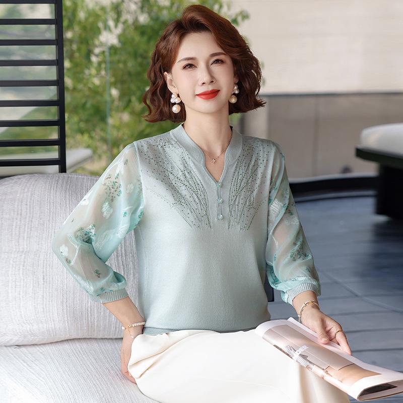 

Stylish Summer Knitwear: Seven-Sleeve Gauze T-Shirt for Middle-Aged Women - Ice Silk Spring & Summer Base Layer 4XL (135-150 lbs) зелёный