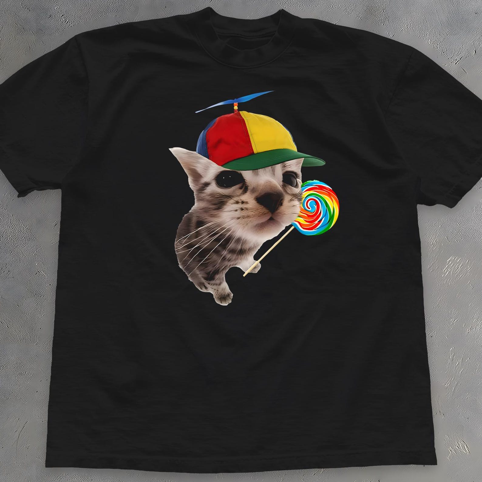 Propeller Hat Cat Shirt - Funny Kitten with Lollipop T-Shirt 4XL