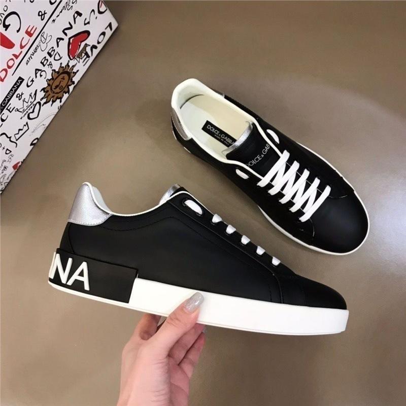 Casual Shoes Designer Letter Men Shoes Women Fashion and Comfortable Calf Leather Breathable Outdoor Sports Walking Shoes