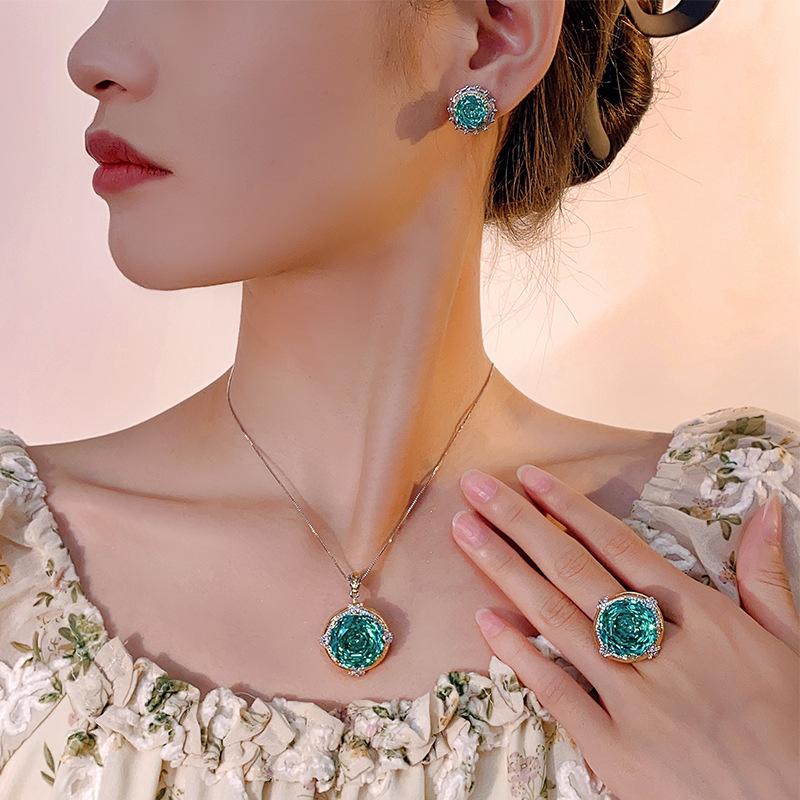 Jewelry Copper Bottom Gold-Plated Millennium Chepala Green Temperament Light Luxury Suit Women 18-10M
