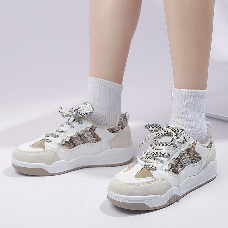 Baskets épaisses blanches pour femmes, chaussures à plateforme à la mode, chaussures de sport bohème à semelle épaisse