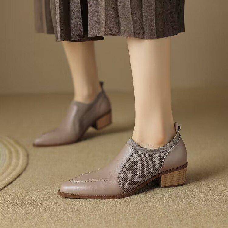 Thick Heel Single Shoes Women's 2025 Spring and Autumn New French Retro Pointed Deep Mouth Medium Heel Small Leather Shoes One Pedal Loafers