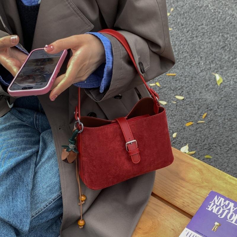 Vintage Maillard brown small bag 2025 new casual versatile women's messenger bag exquisite portable bucket bag