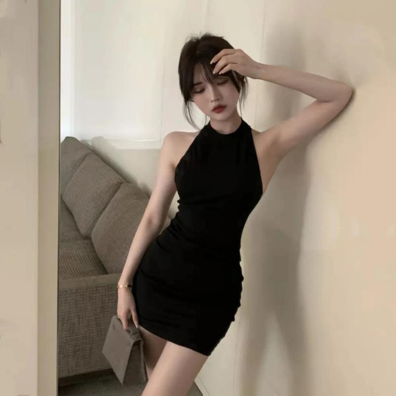 Halter sexy Spice Girl sleeveless neck-wrapped hip skirt summer new tight figure pure desire dress female tide