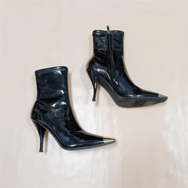 

Модная обувь Женские ботинки Осень Зима Обувь Ботинки-Женские Женские Высокий каблук До середины икры 2025 Рок Квадратный носок Весна Тонкие Рок обувь Жен 35