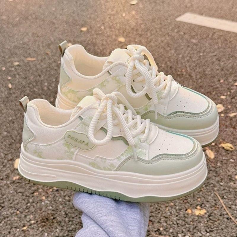 Fashion Women Platform Sneakers Star Design Lace Up Skateboard Flat Outdoor Comfortable Running Sports Shoes Tennis  Sneakers