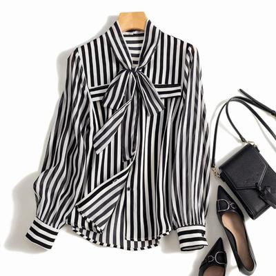 Damen Frühling Schwarz-Weiß Gestreift Langarmshirt Temperament Elegant Pendler Chiffon Tops