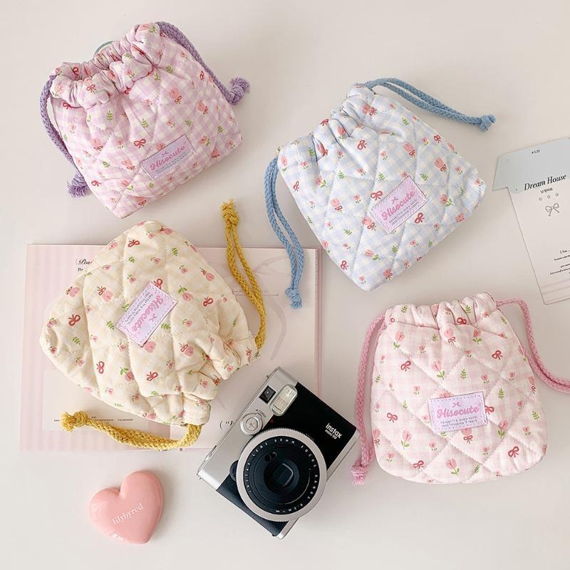 Cute Quilted Cotton Camera Bag Ins Style 1PCS Soft Shockproof Portable Storage Pouch for Student Photographers