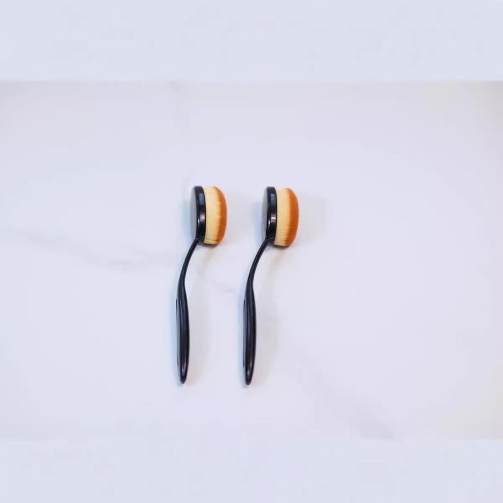 Toothbrush-Style Bendable Foundation & Makeup Brush with Soft Bristles for Wet Powder & BB Cream