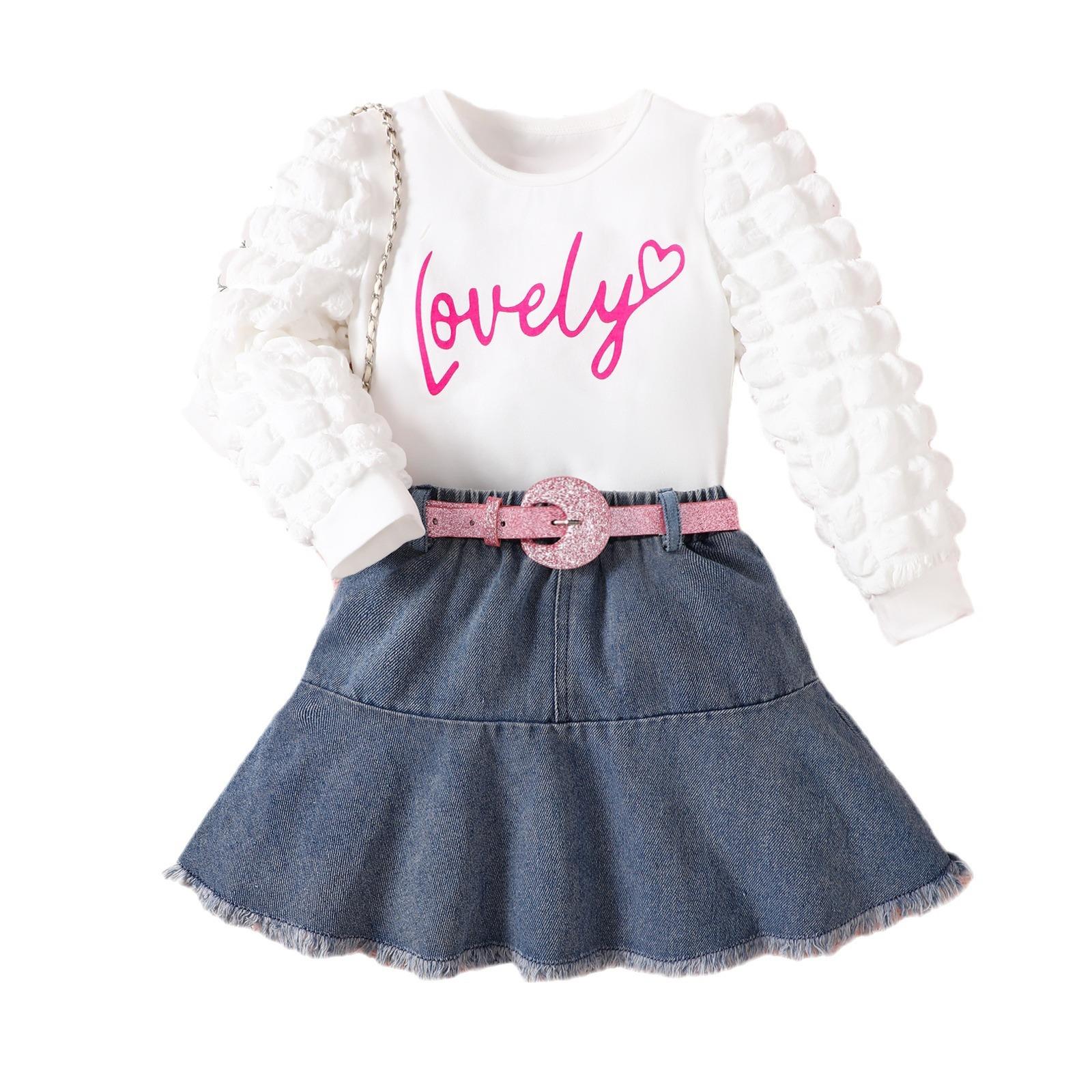 

Повседневный комплект для девочек Осень Детская мода Футболка с длинным рукавом с надписью, Джинсовая короткая юбка, Комплект из 3 предметов с ремнем 5-6Y белый