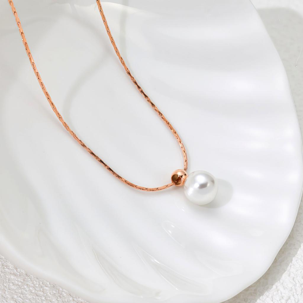 Commuting Fashion Versatile Pearl Necklace Ol Elegant Titanium Steel Necklace Women Do Not Fade