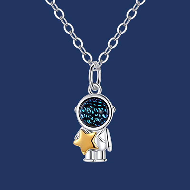 Astronaut Star Pendant Necklace Two‑Tone Spaceman Design Blue Sparkling Inlay Adjustable Chain Fashion Neck Jewelry Gift