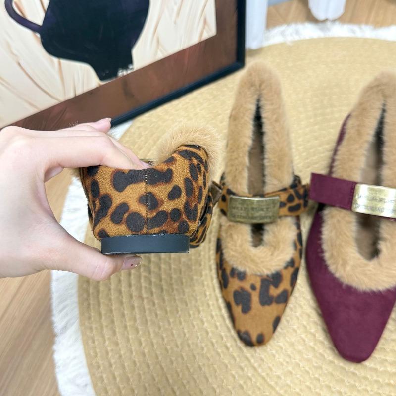 Cowhide version~ Leather inner height increase, small Mary Jane fluffy shoes, women's commuting thick heel velvet single shoes