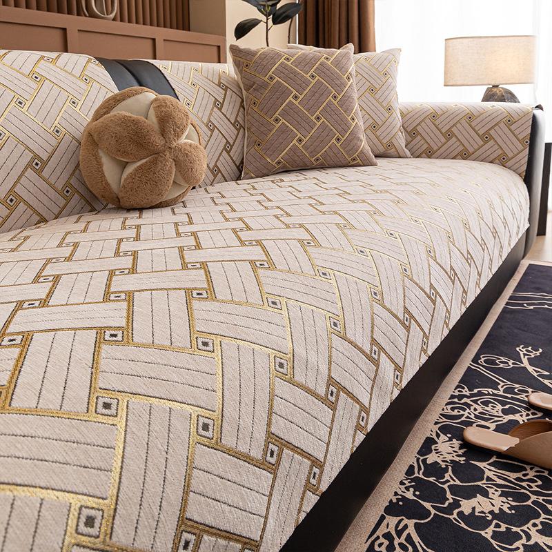 

Chenille Golden Line Grid Sofa Mat Cover Living Room High End Geometric Universal Sofa Slipcover Non-Slip Couch Cushion Towel 45x45cm pillowcase