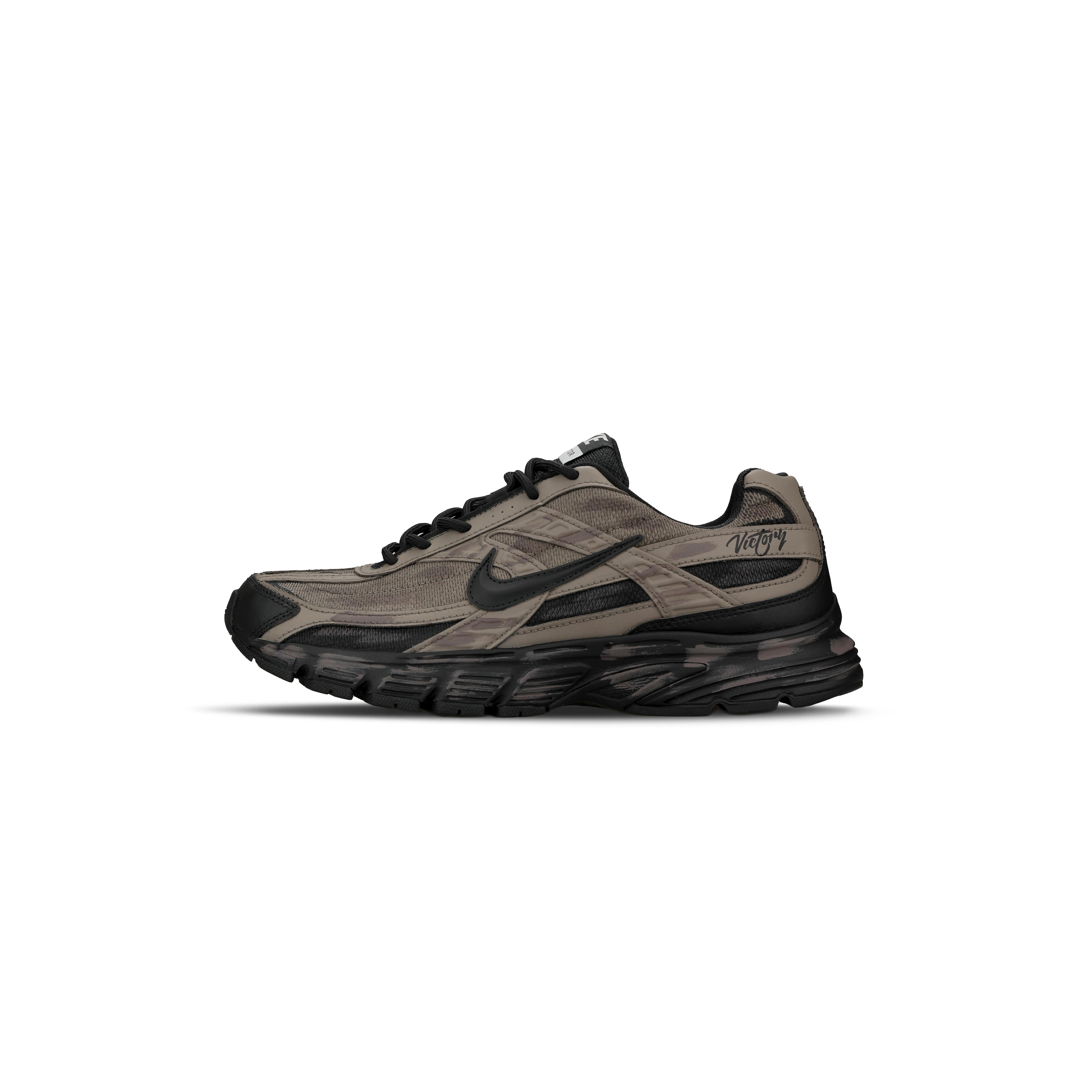 

Nike Initiator Slip Resistant Abrasion Resistant Low top Casual Running Shoes Unisex Black Mocha IB4595-001(Team2306) 44