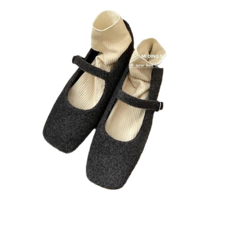 High-end foreign-style fluffy shoes for women's outer wear 2025 new autumn and winter French retro temperament flat-bottomed Mary Jane single shoes