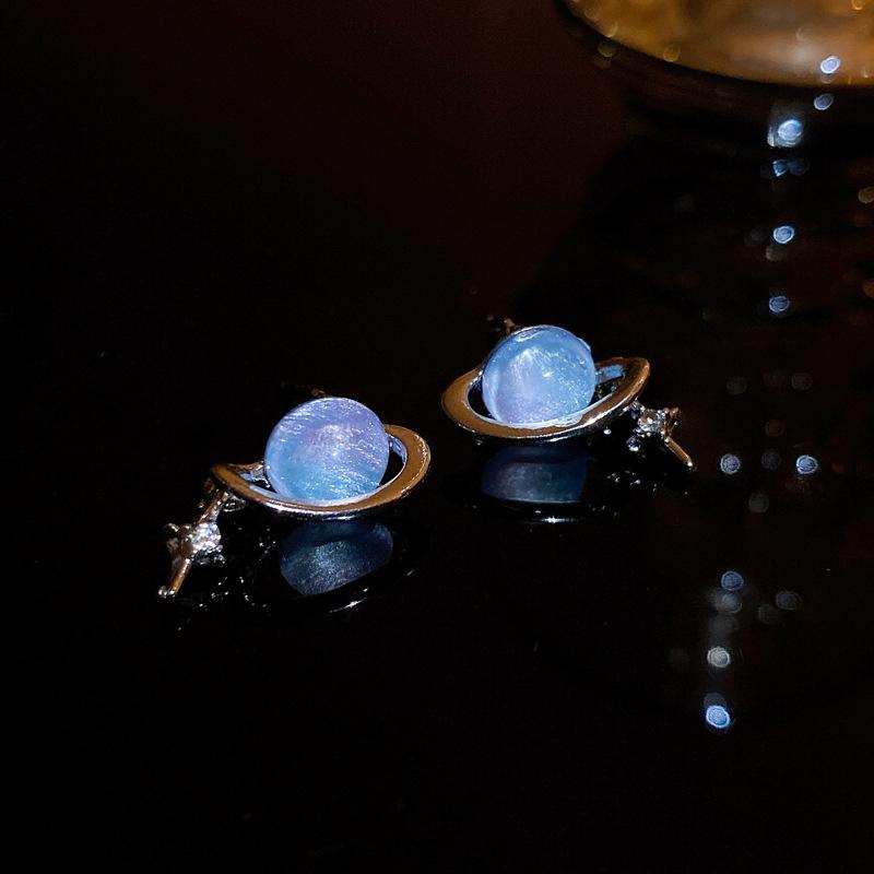 New Round Woman Earrings Planet Girl Cat Eye Personality Hundred Match Earrings Engagement Exquisite Jewellery Gifts