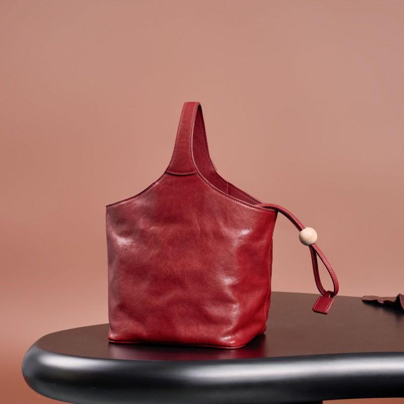 Qiu's New Blessing Bucket Vegetable Basket Top Layer Crystal Tire Cowhide Single Shoulder Cross-slung Hand Daily All-matching Casual Commuting
