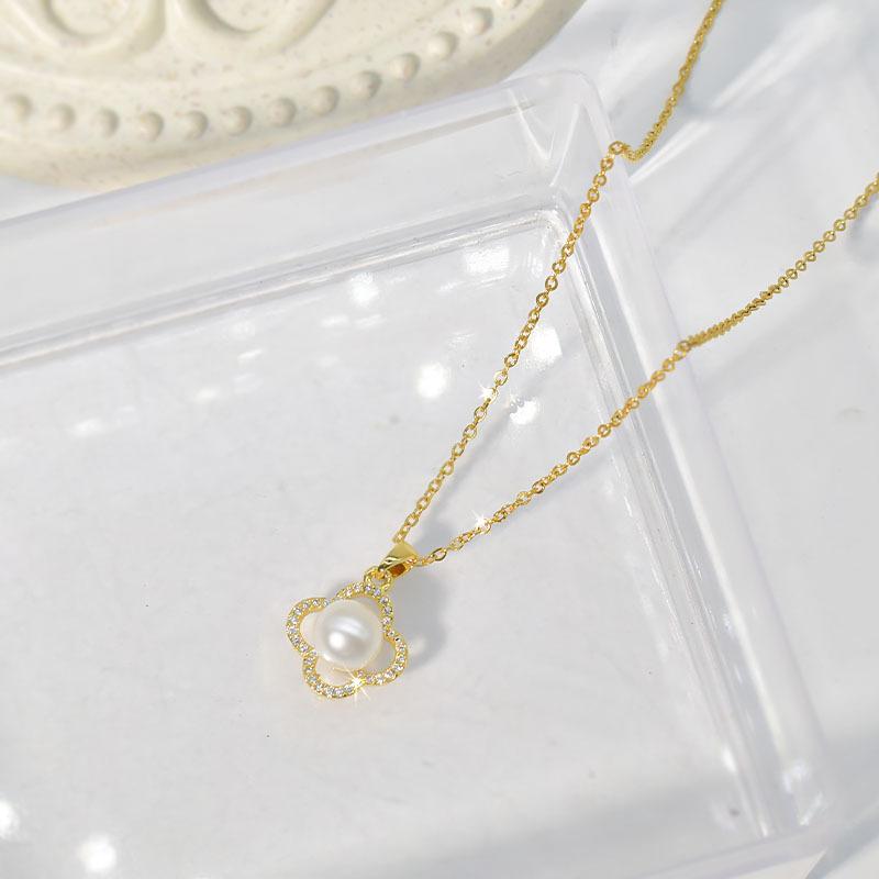 

Жемчужное ожерелье-клевер Женское Легкая роскошь Премиальное чувство Простое Универсальное Титановая сталь Цепочка для ключиц