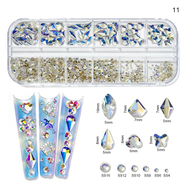 12 mřížek 3D safírově modré kamínky na nehty více tvarů plochý zadní strana skleněný diamant přívěsky na nehty DIY řemesla Oblečení Nehty Příslušenství