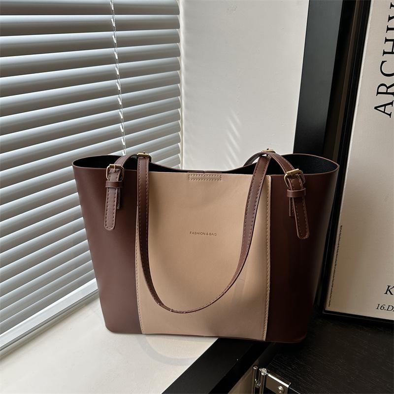 

Temperament foreign style large capacity autumn and winter new commuter tote bag female retro simple leisure personality student class list